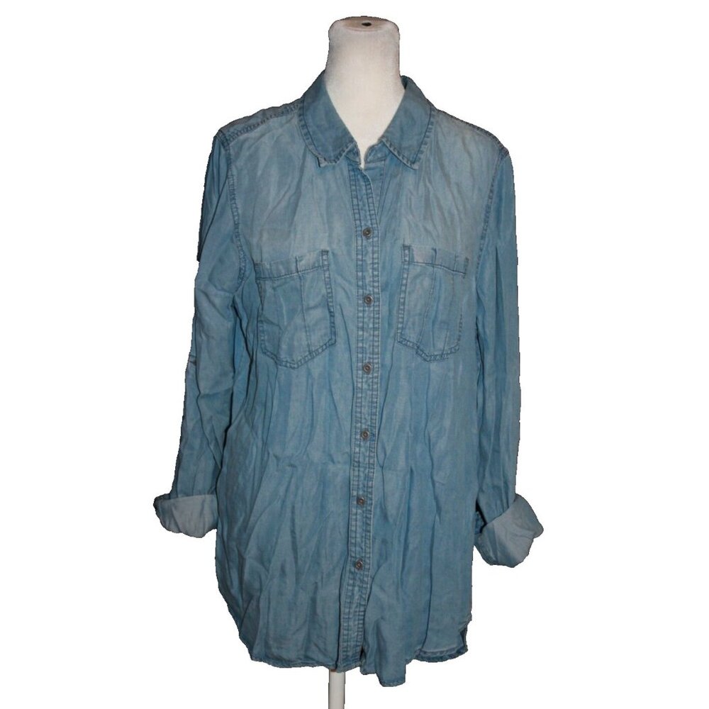 Terre Bleue Chambray Blue Top Button Up Collared Pocket Shirt Womens Size Medium